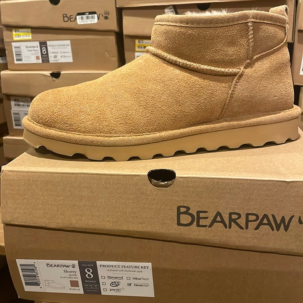 Bearpaw Shorty Iced Coffee Boots wide